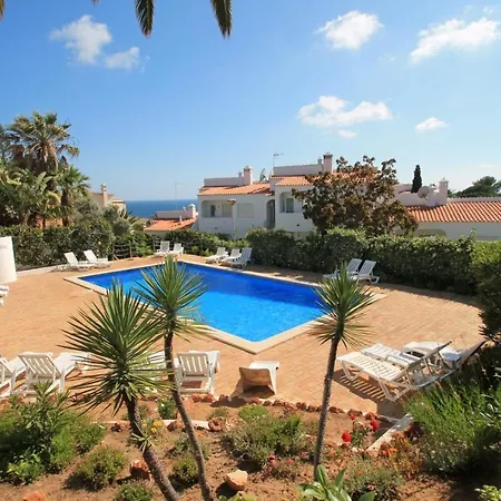 Casa Scarlett Walk To Communal Pool Apartment *
